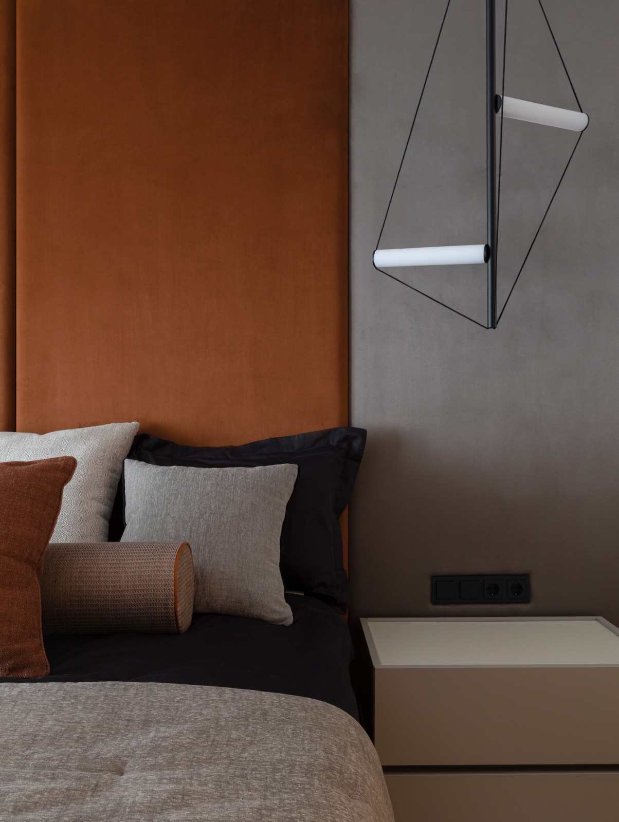 Искра Парк 595