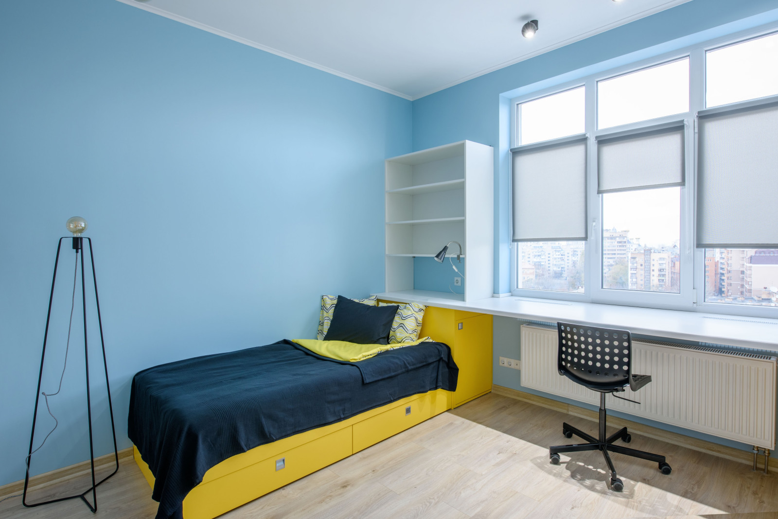 Простор и свет:  четырехкомнатная квартира (186.00m²) на 18 этаже