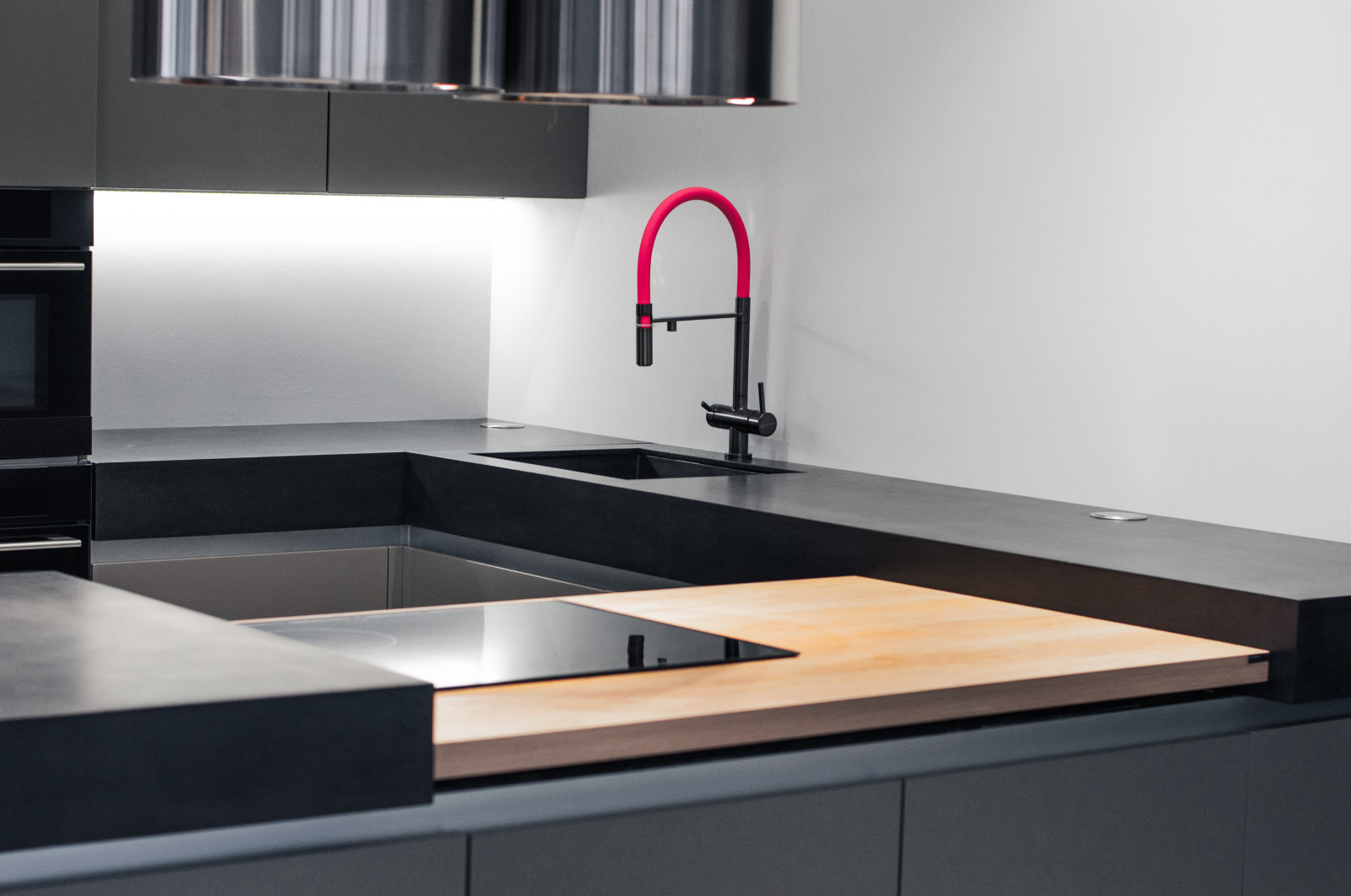 Обложка проекта: Кухонная столешница