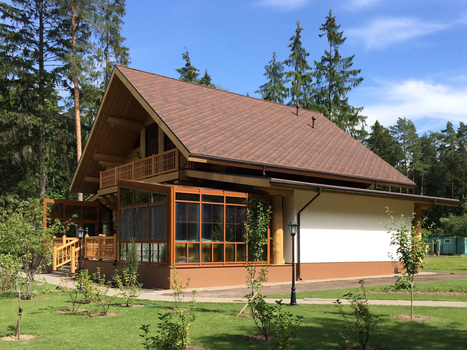 Дом Озерный