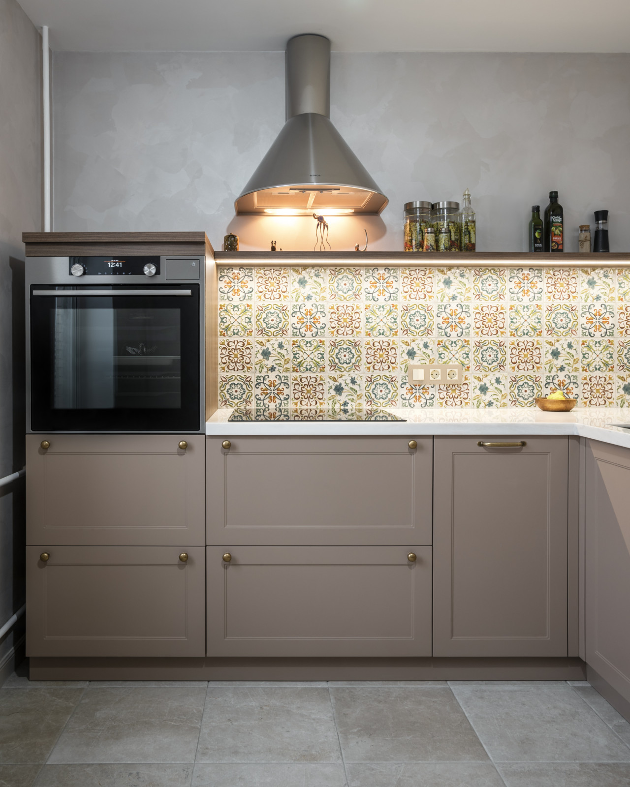 Богатырский проспект