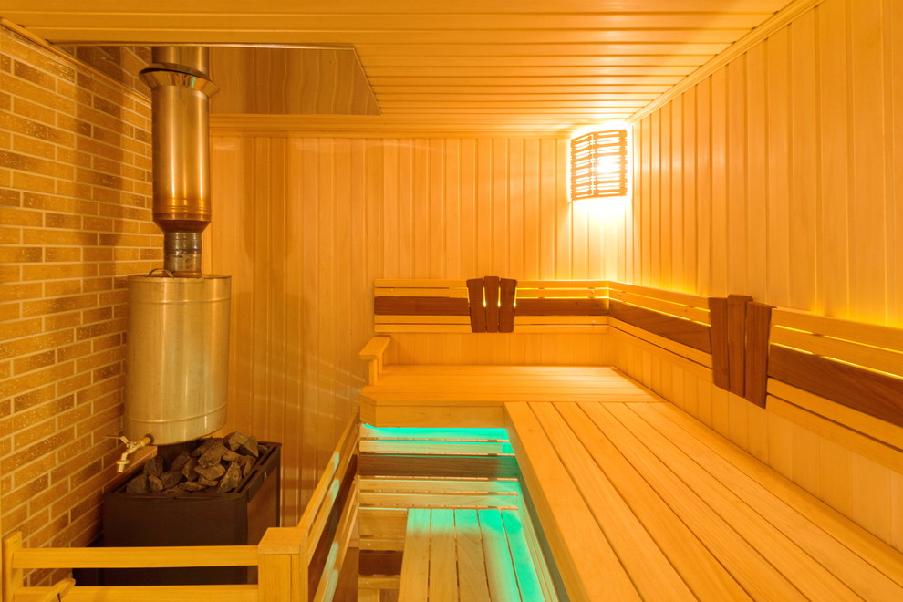 Парилка в  доме-бане из клееного бруса