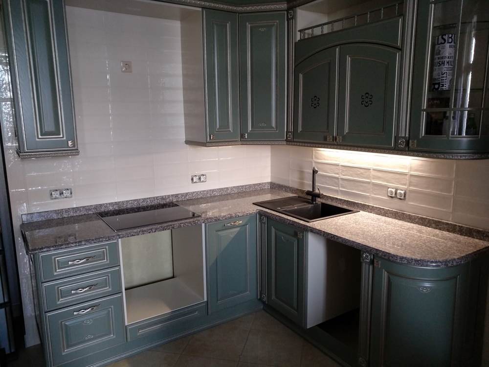 Обложка проекта: Кухонная столешница из натурального камня.