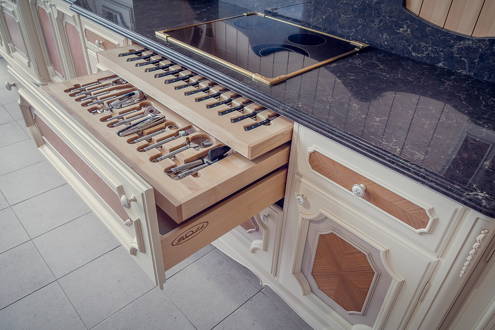 Обложка проекта: Кухня София