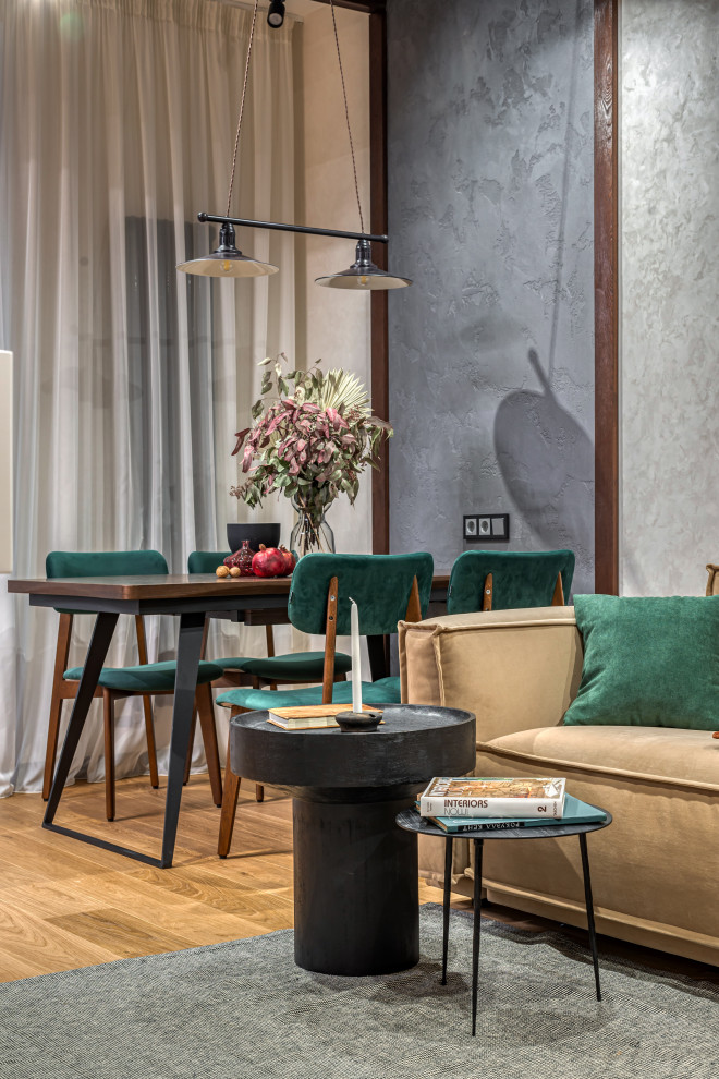 Трехкомнатная квартира в центре Москвы