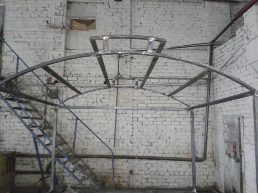 Производство кованой беседки с мангалом.