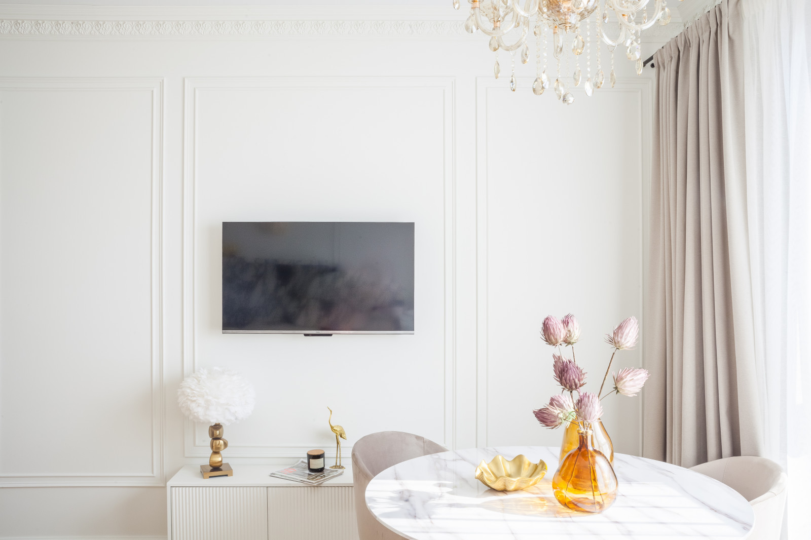 Светлая квартира на берегу моря