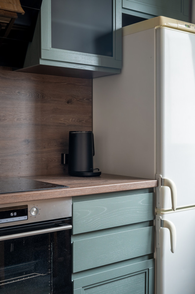 Кухня из массива с интегрированной ручкой