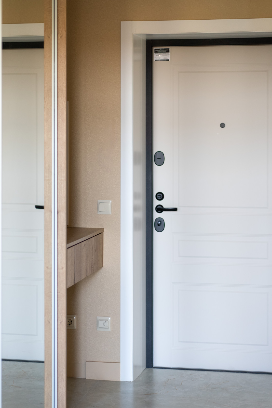 Ремонт в двухэтажной квартирк в ЖК "Да Винчи"