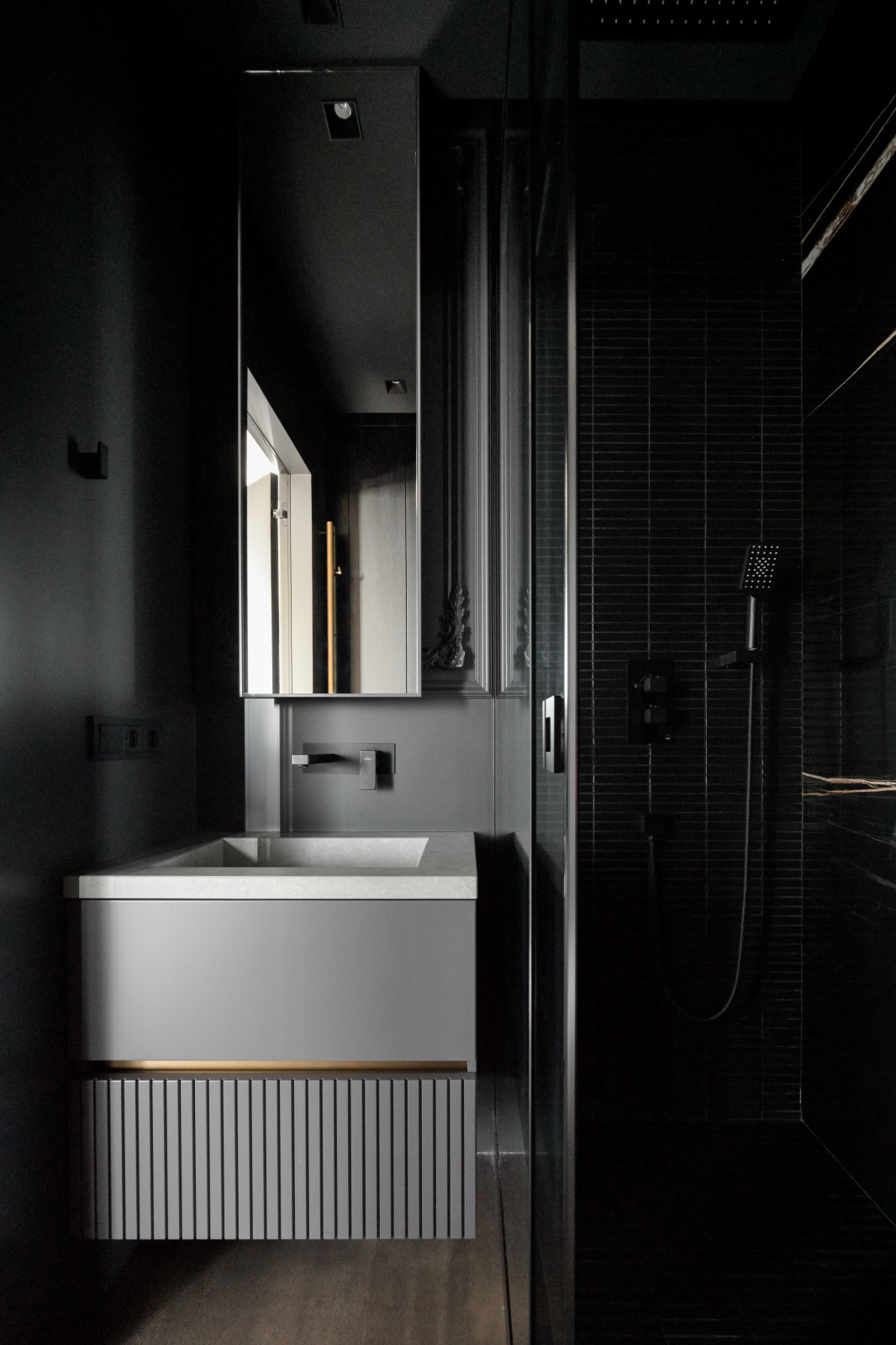 Эталон на Неве