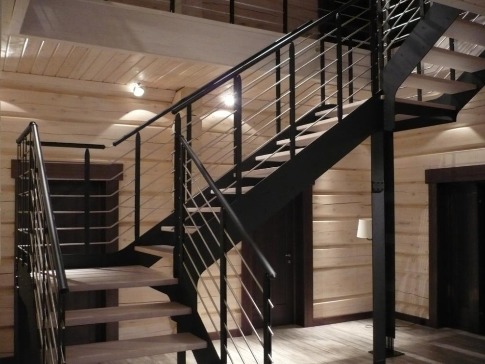 Laser Wood - Лестница с итальянским ограждением (2018)