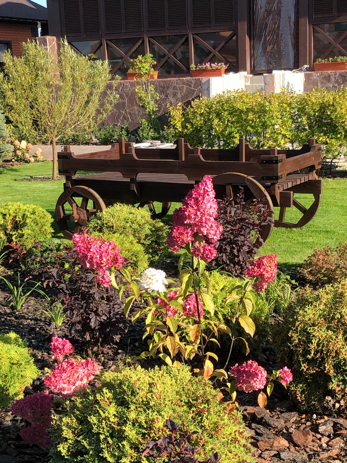 Обложка проекта: Сад с арт-объектом