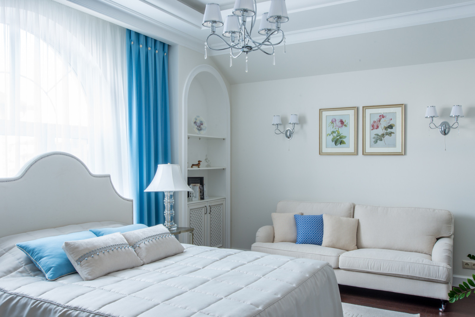 Дом в посёлке Ново-Луговая, дизайнер Аждар Атакишиев