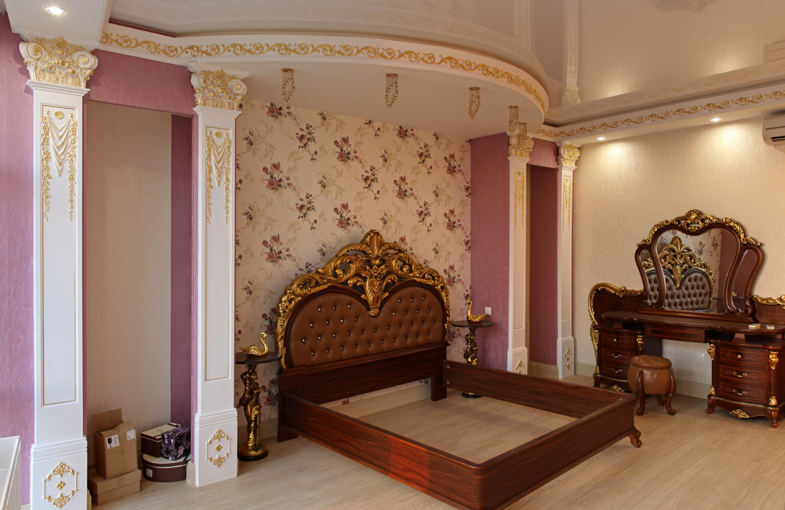 Михаил Сучков