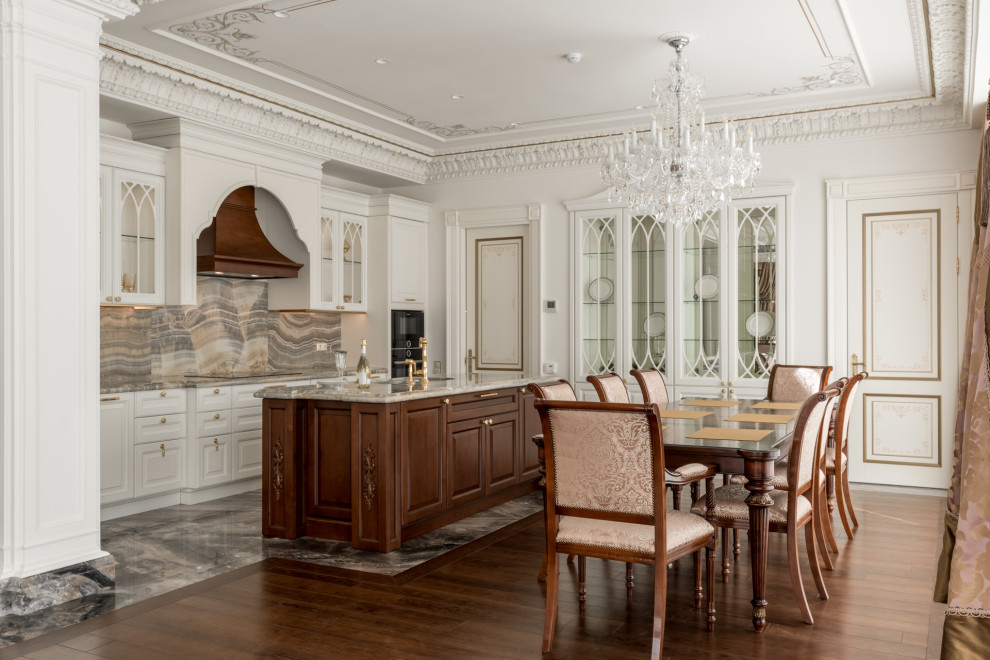 Пентхаус в роскошном неоклассическом стиле