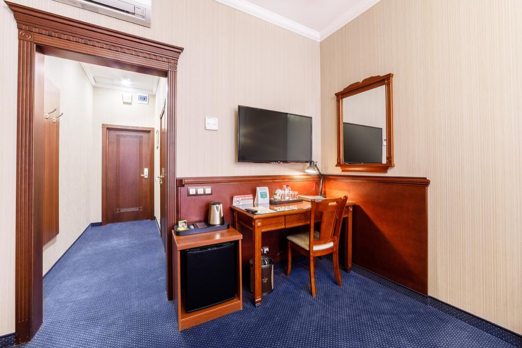 Отель "Династия"