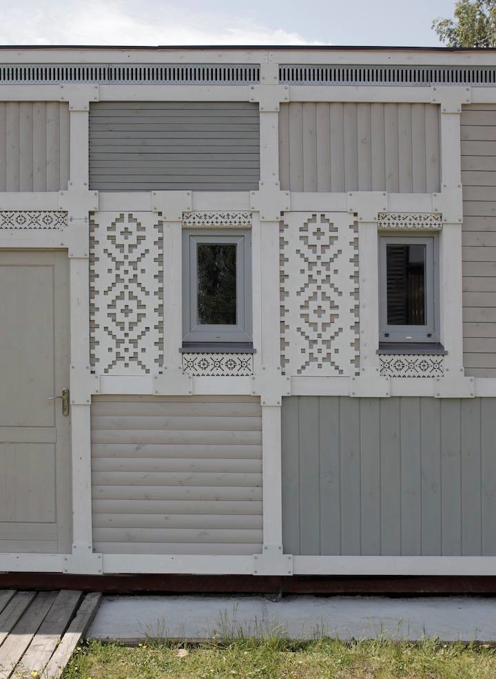 Houzz тур: Монохромный Мондриан и резные наличники дома в Алексино