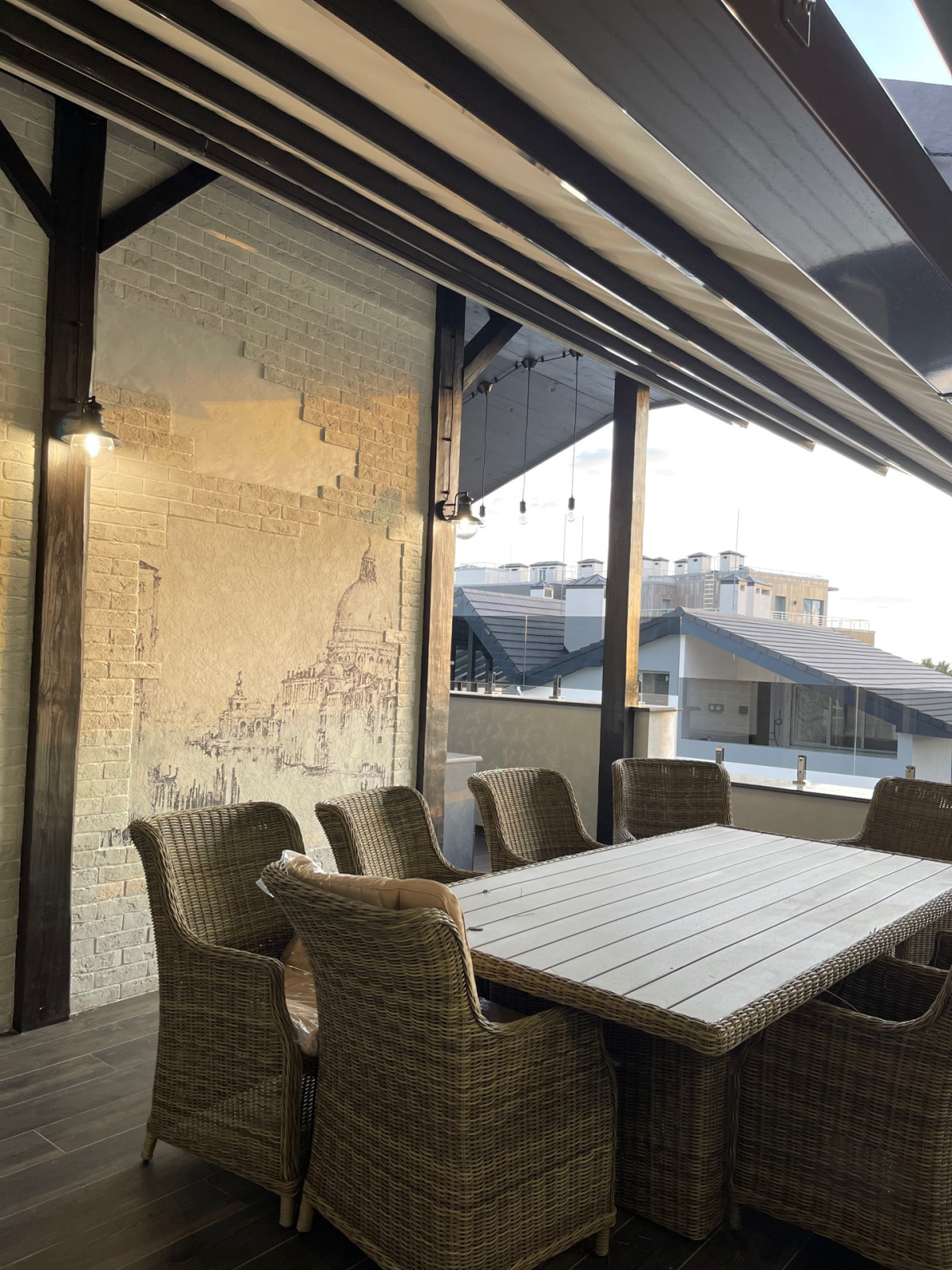 терраса на крыше жилого дома в г. Геленджике