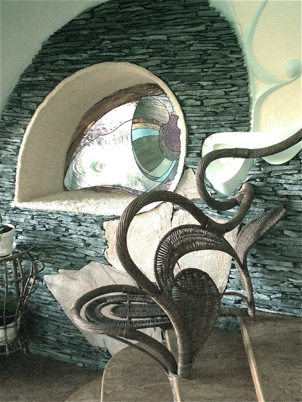 Окно в бассейн