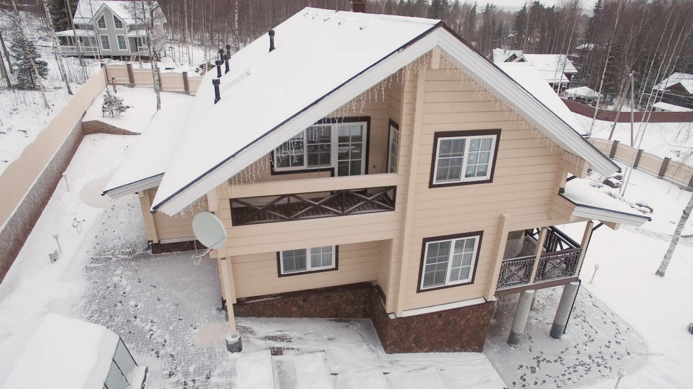 Обложка проекта: Дом из клееного бруса в КП "Солнечный берег"