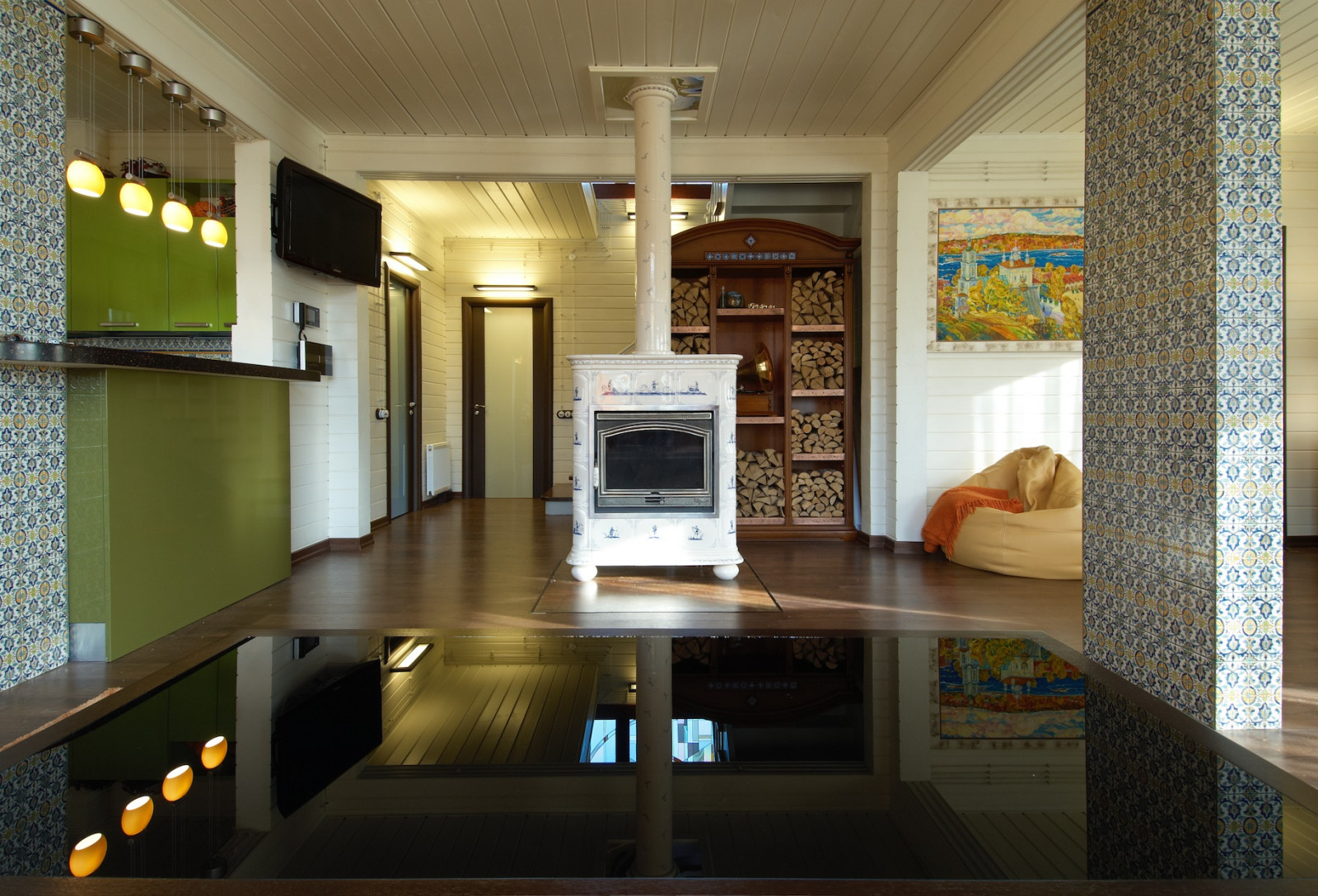 Дом из дерева в современном стиле