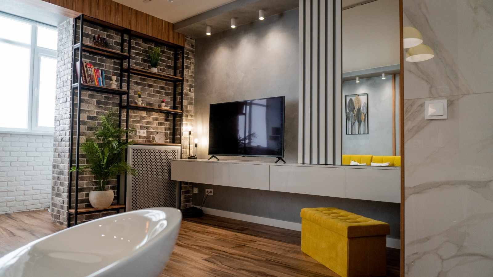 Квартира для молодой девушки