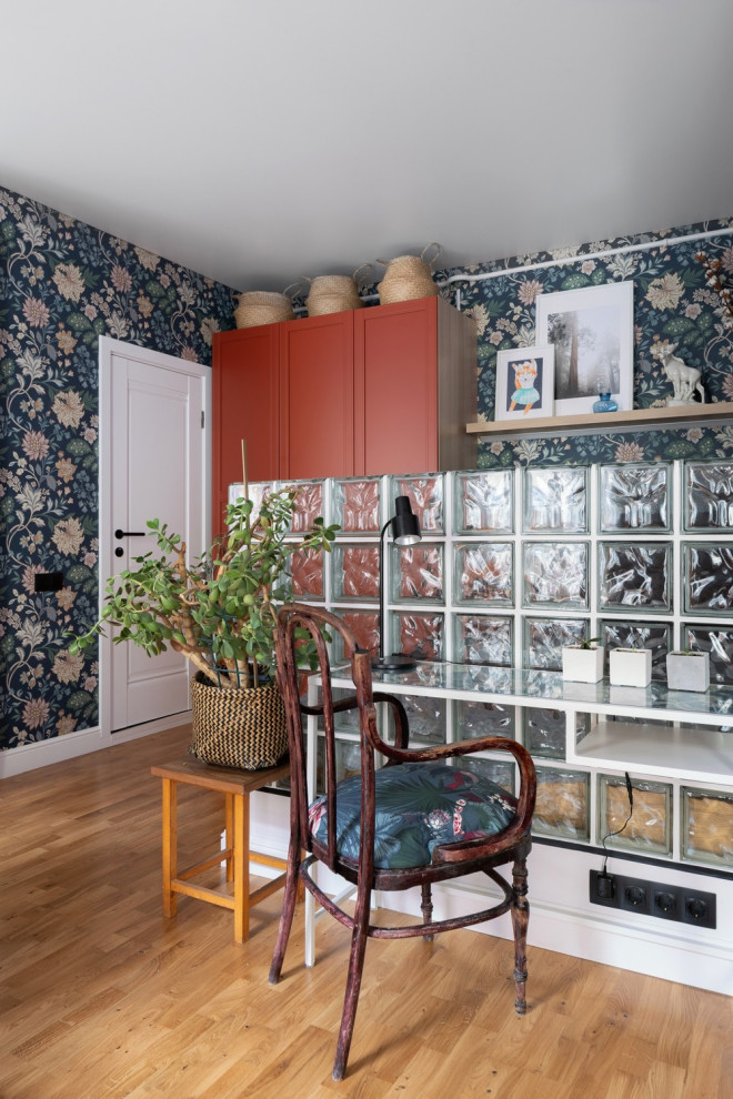 Уютная квартира для девушки. Оранжевый и синий