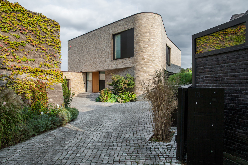 Обложка проекта: Wannsee Villa / Gnädinger Architekten