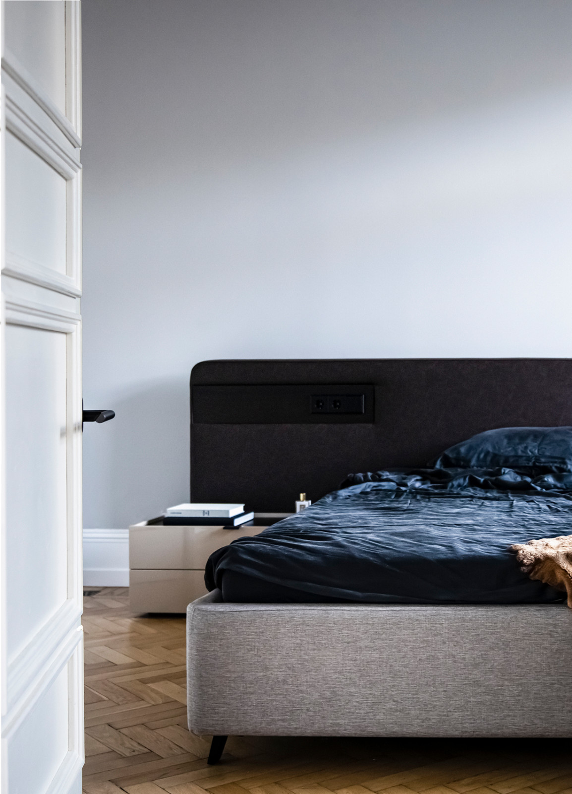 Квартира на Смоленском бульваре