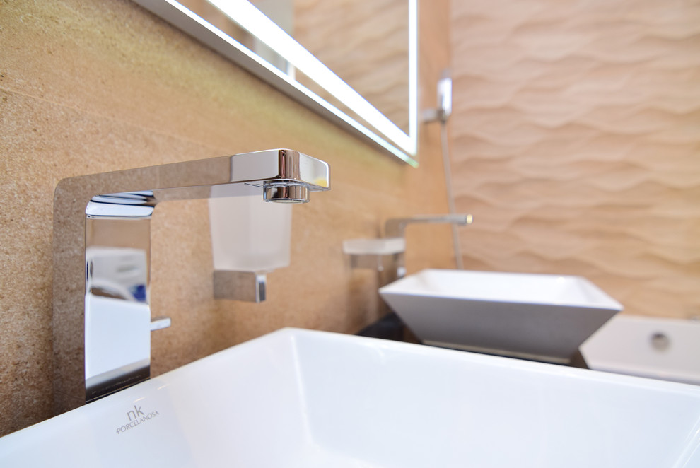 Обложка проекта: 76 квадратов белого