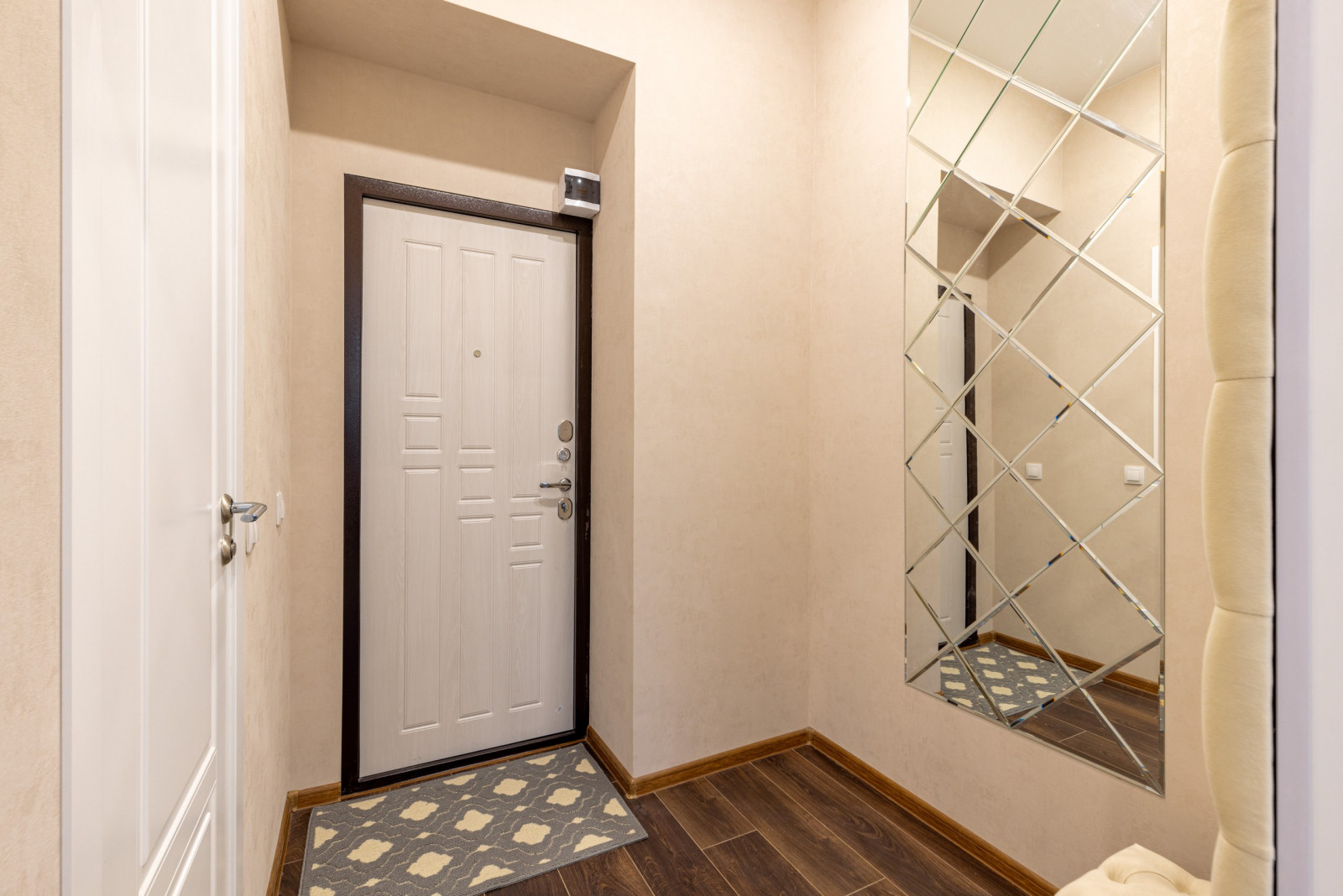 СТУДИЯ НА ЛЕНСОВЕТА