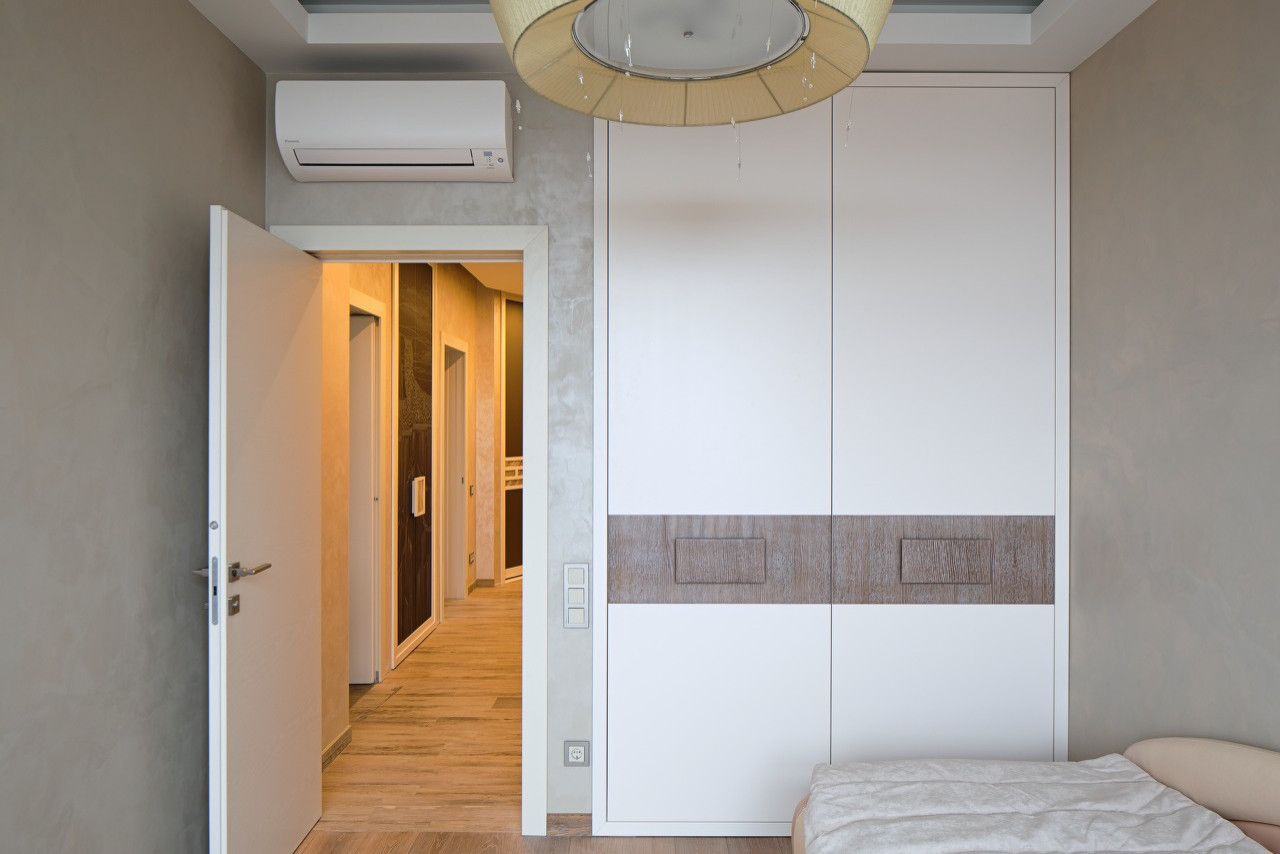 Шкафы, двери и перегородки