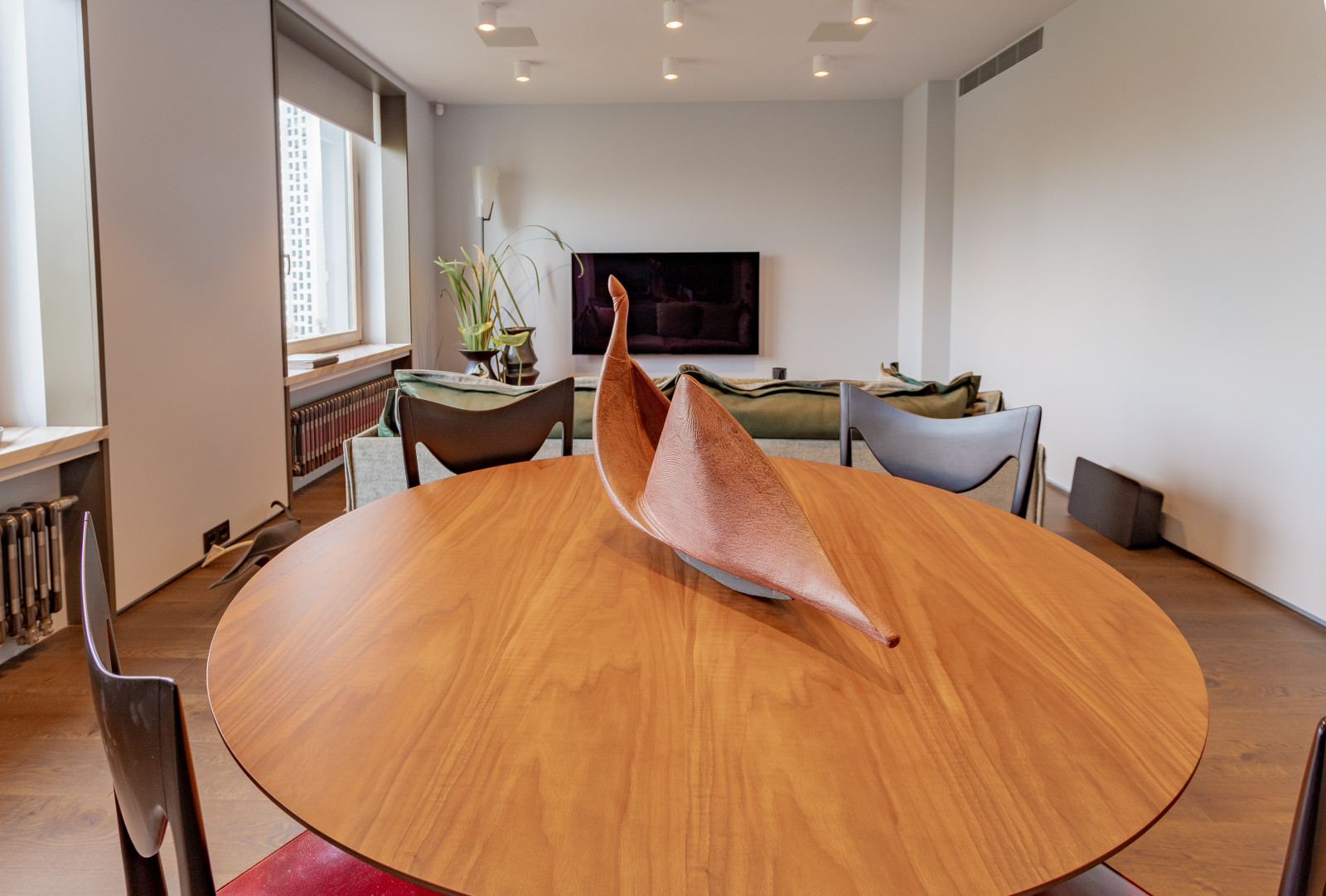 Квартира на набережной