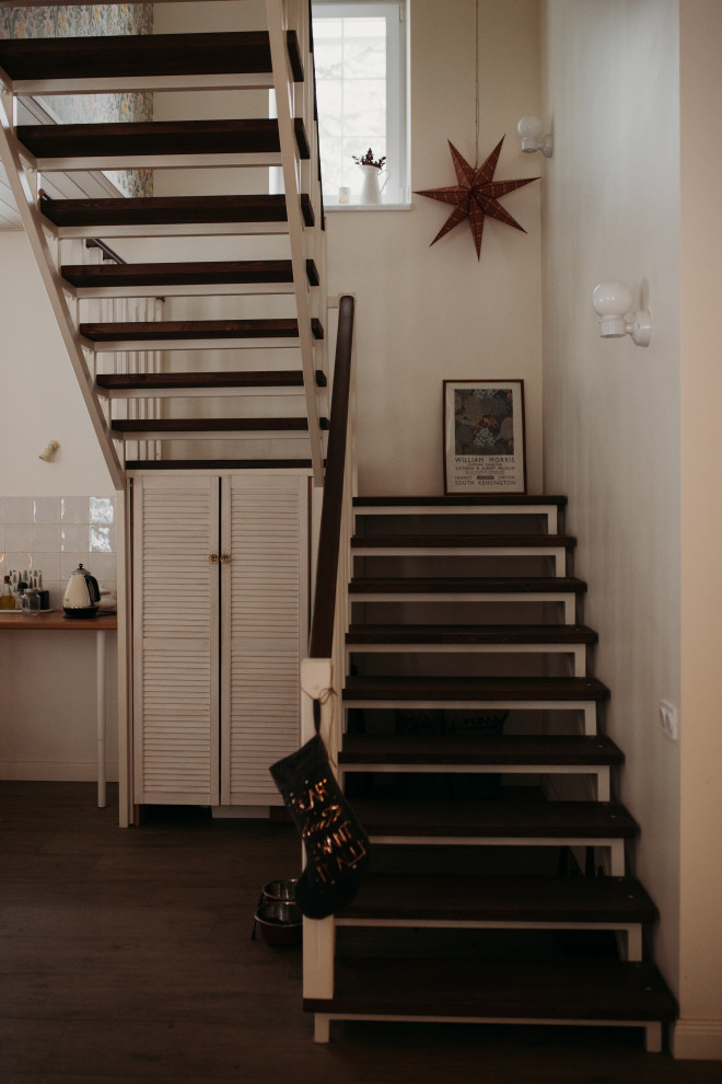 Дом в соснах