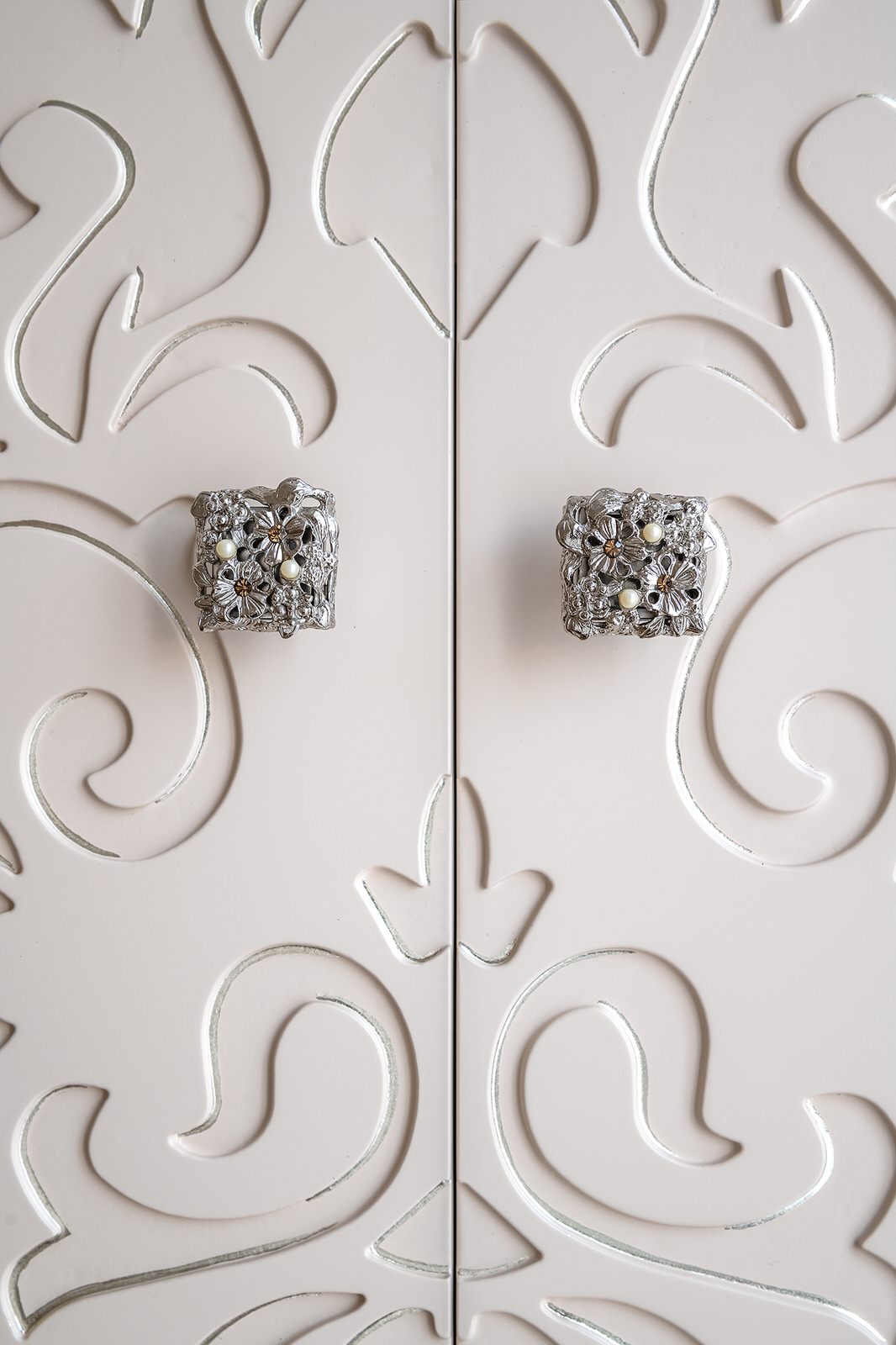 Мебель на заказ для светлой квартиры