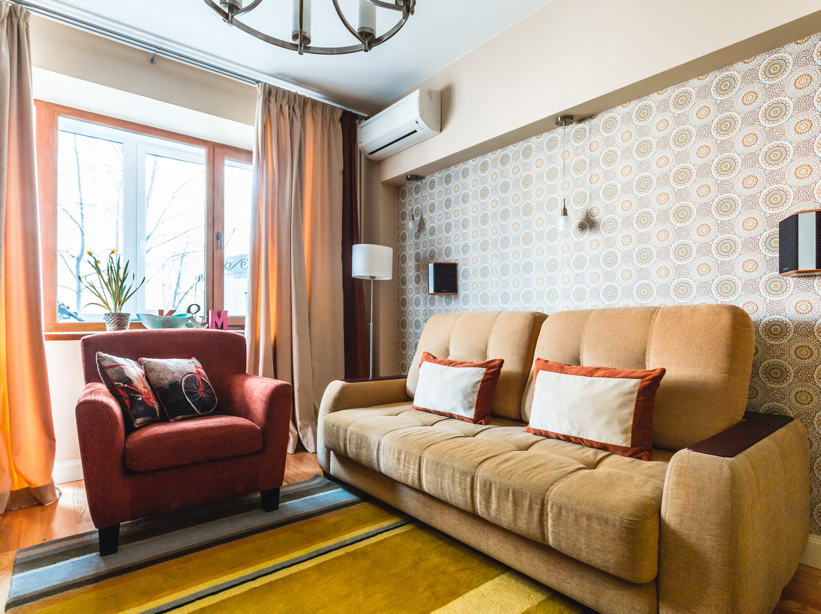 Бирюза, «огурцы» и элегантность