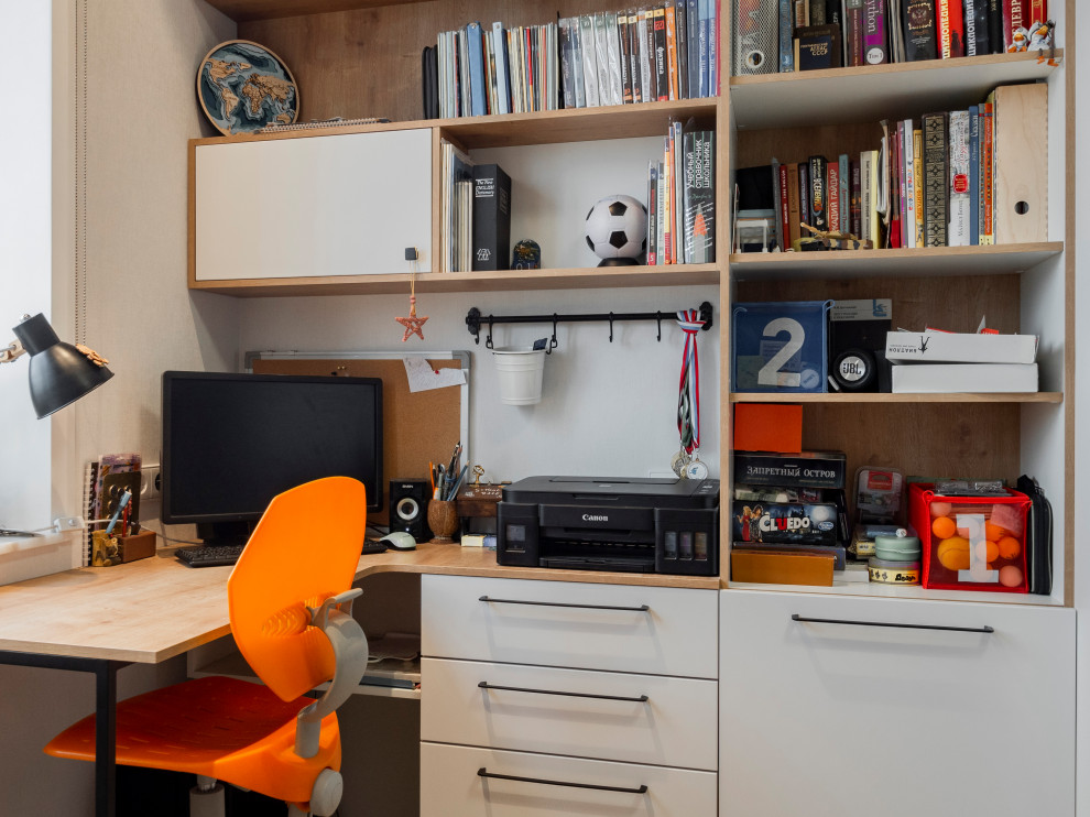 Меблировка детской для мальчиков 11 и 16 лет