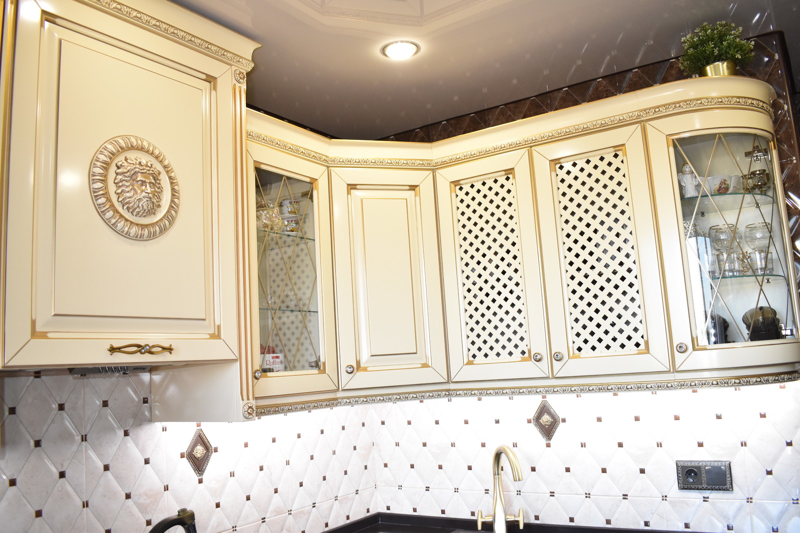 Кухня из массива бука, модель ЭКО