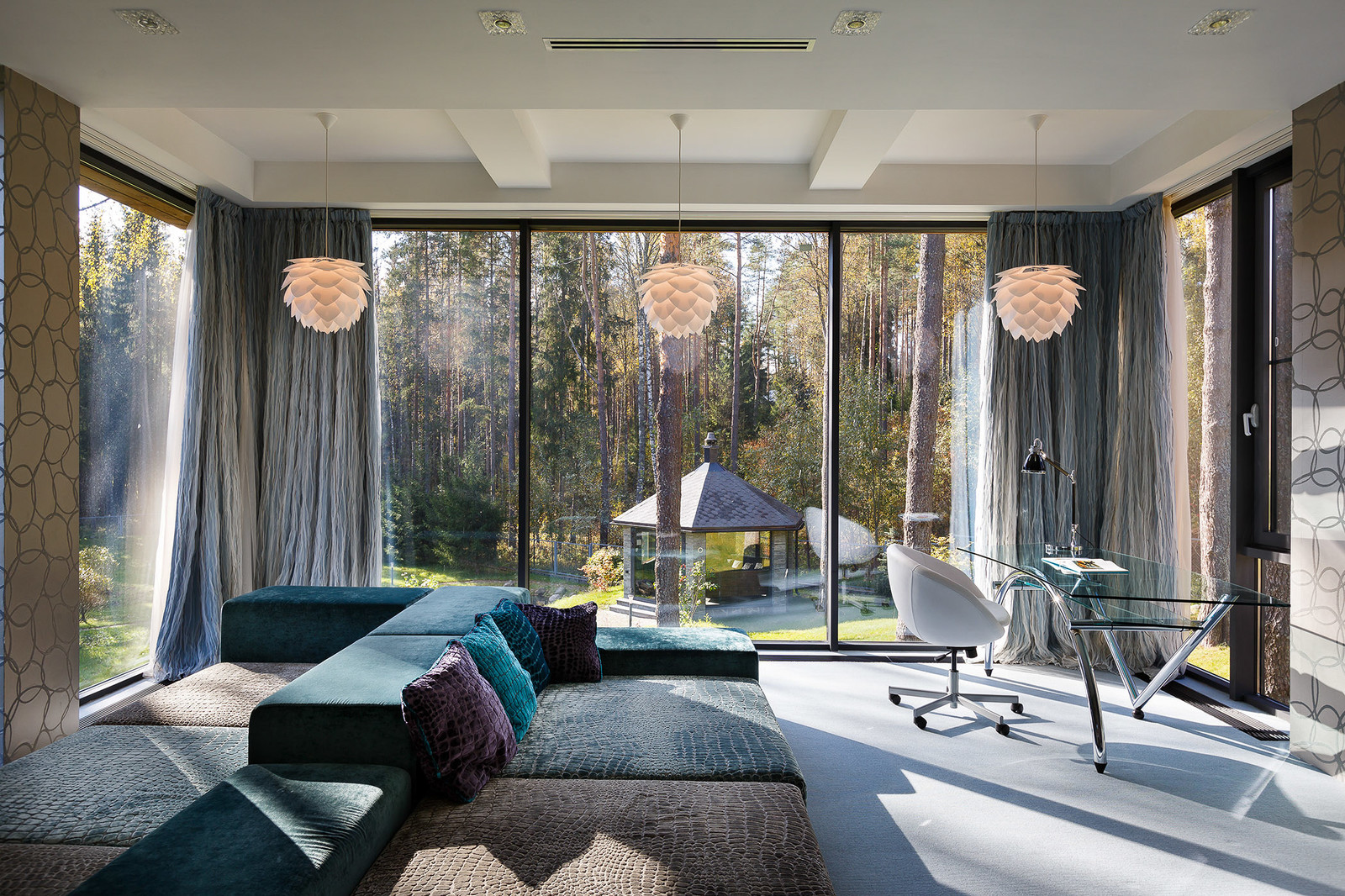 Кинозал в поселке Лемболово Пещера драконов