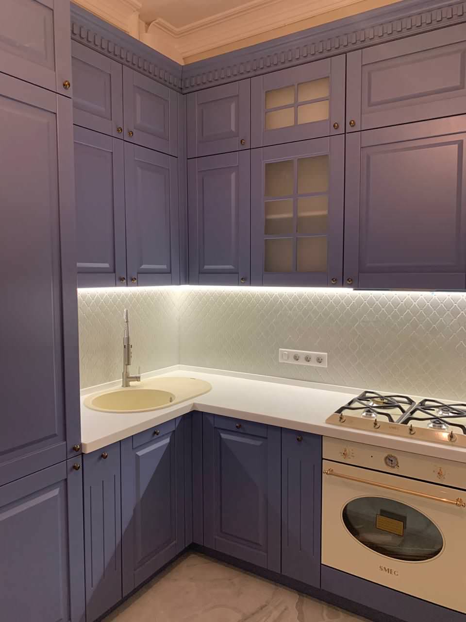 Обложка проекта: Кухня современная классика