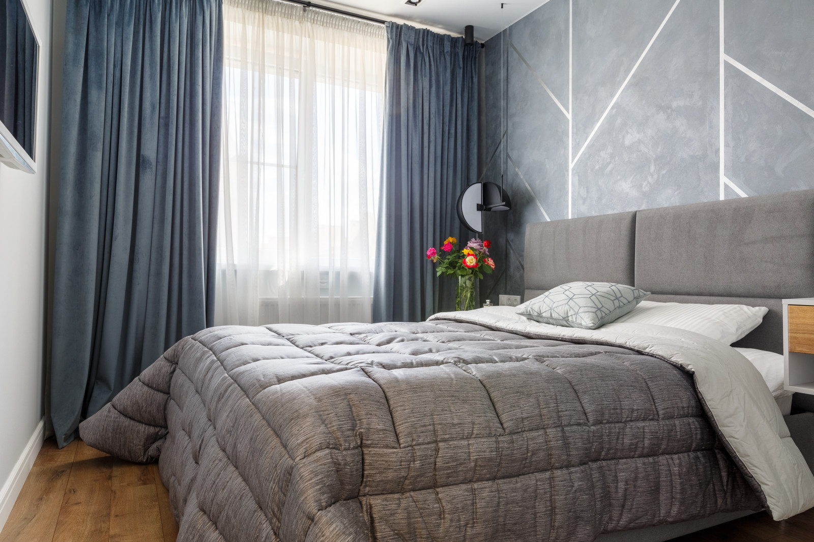 Реализация двухкомнатной квартиры в ЖК "Вернадский"