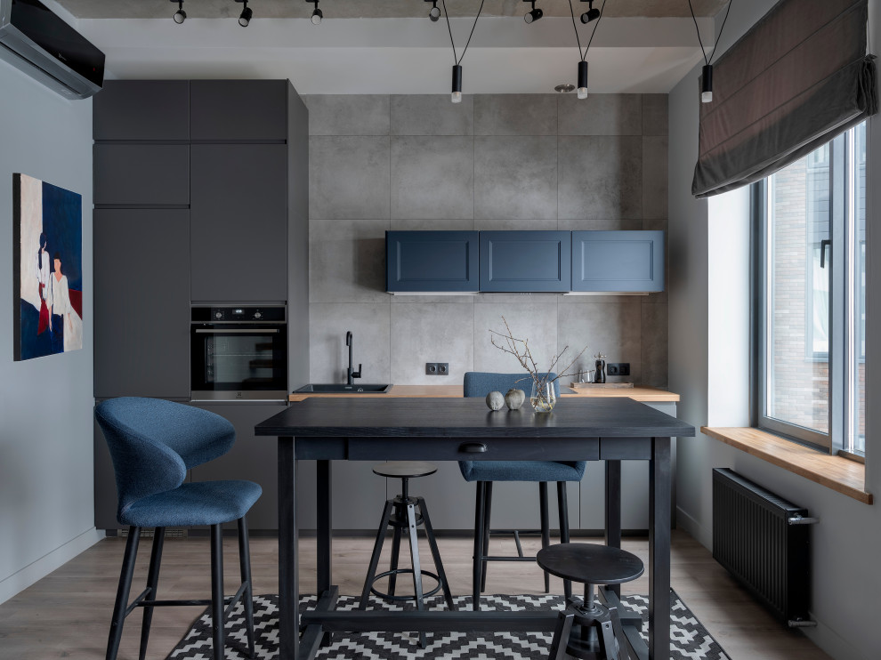 Обложка проекта: Спальное место на высоте