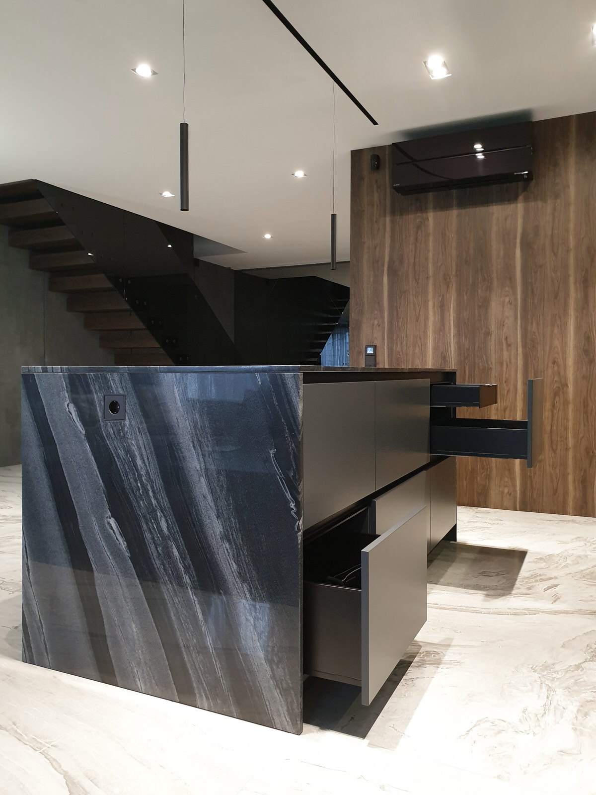 кухня серый камень