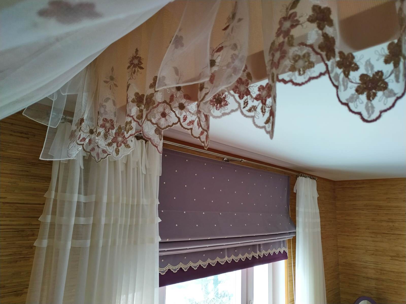 Римские шторы в разных проектах