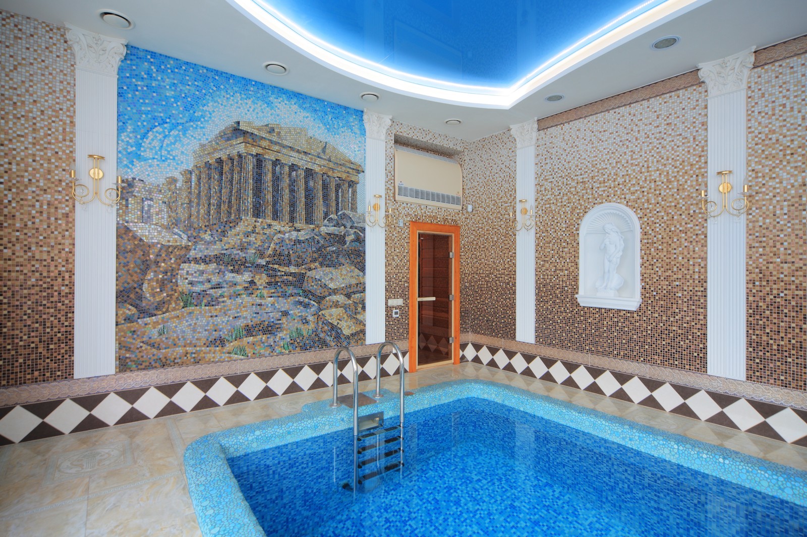 Интерьер коттеджа в яркий тонах(продолжение)