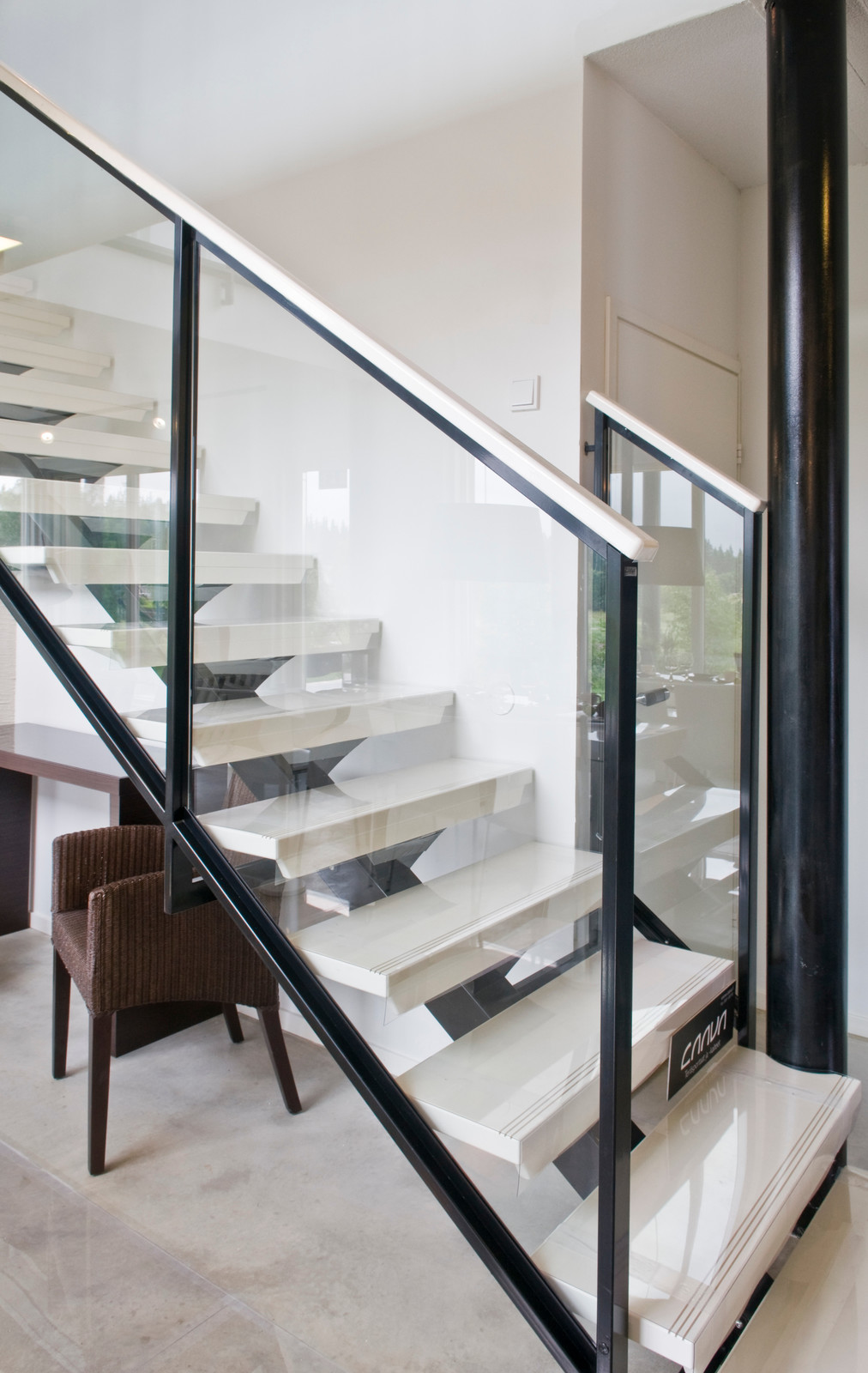 Краски Tikkurila в прихожей