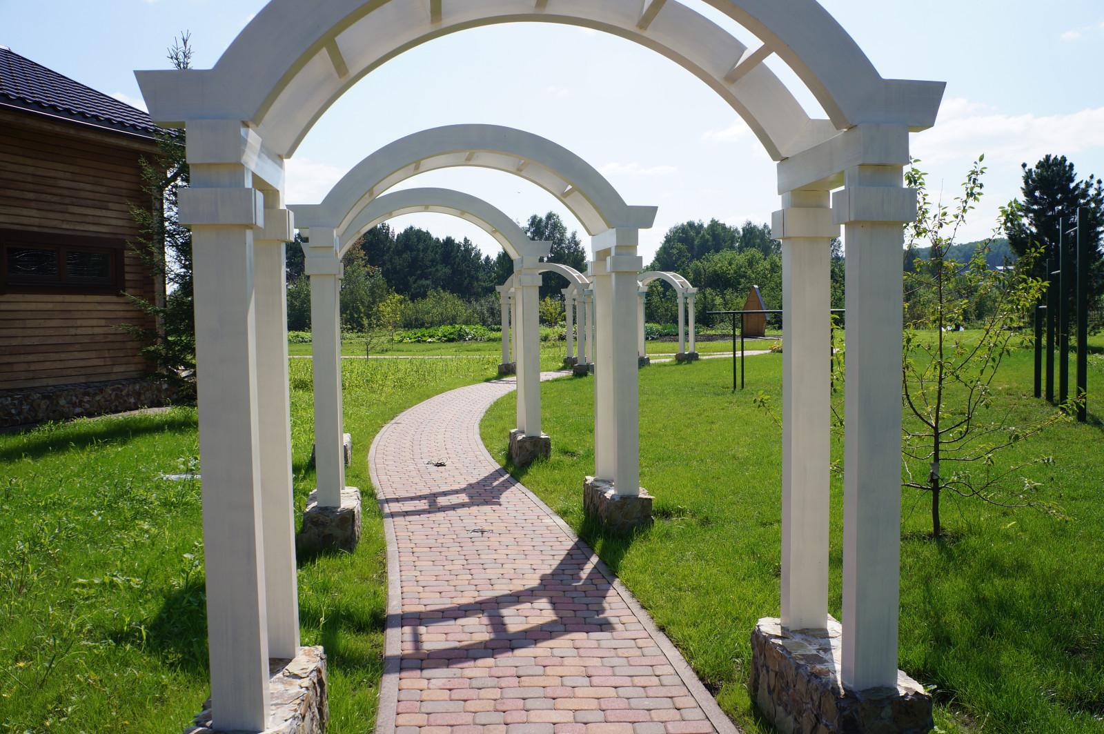 Ландшафтные работы  на частном объекте Сарапки