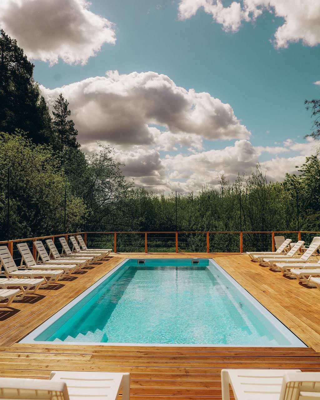 Фоновое изображение профиля POOL LINE