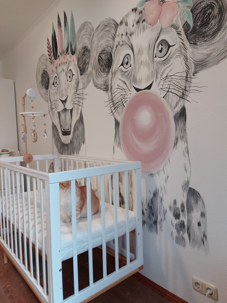 Роспись стены в детской " Львята"