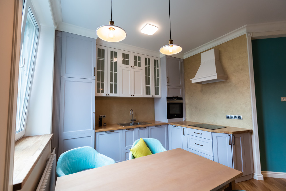 Столетова 7